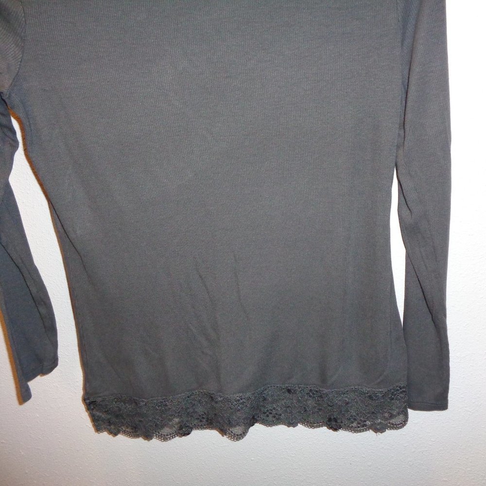 DECREE Long Sleeve Top with Lace Detail XL - Picture 10 of 11